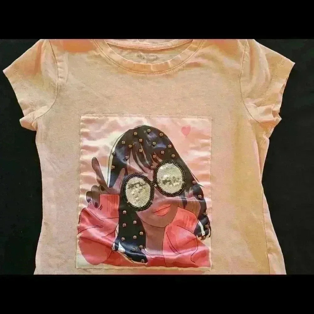 Lucky Penny Girls' Graphic Tee with Sequined Patch